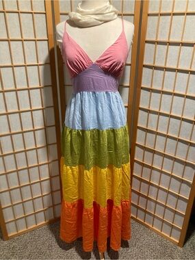 NWT Popvil Color Block Tiered Maxi Dress Size Medium
